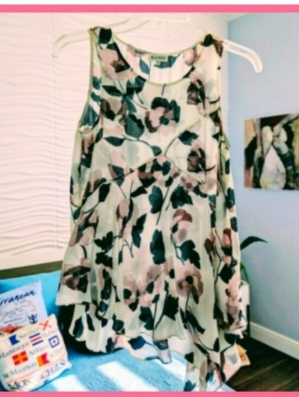 SUNO Silk Floral Sleeveless Tunic in Pink, Green, Cream 100 Percent Silk